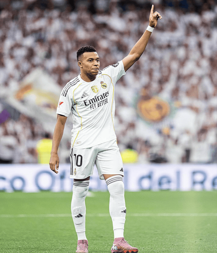 悲喜夜！利物浦造88年神迹，皇马拜仁全胜领跑，曼联2-1切尔西